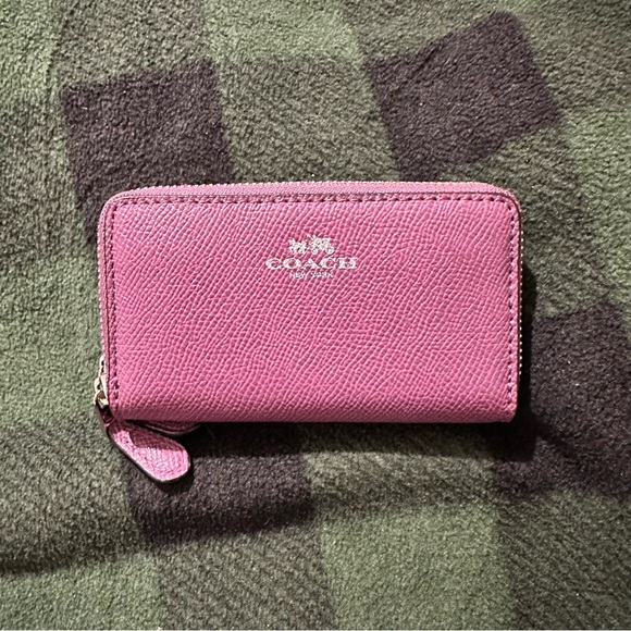 Purple Coach Coin Wallet - Picture 1 of 4